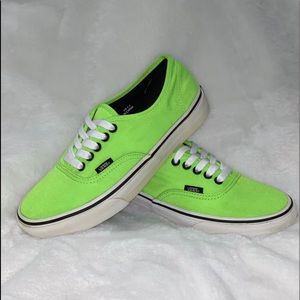 Authentic Lime Green Women’s 8.5 Men’s 7 Vans